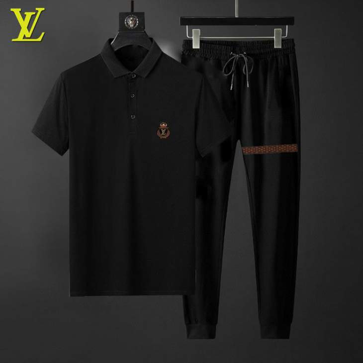 Picture of LV Shirt Pant Suits _SKULVM-3XL12yx1322859